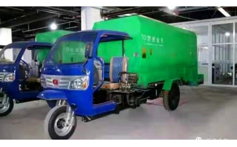 柴油撒料車